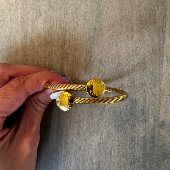 LV Gold Cable Bracelet Bangle Adjustable - Picture 3 of 3